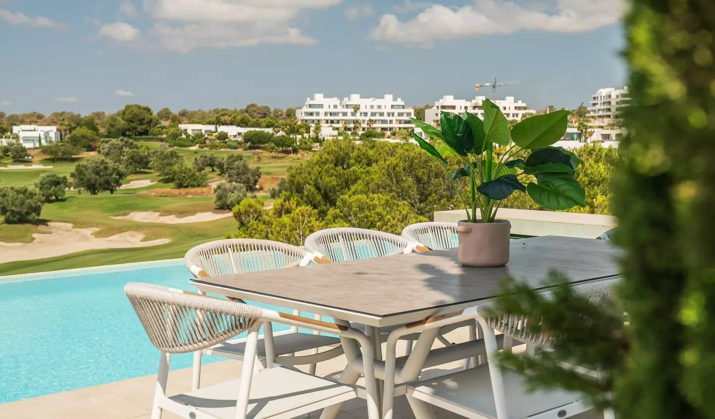 4-bedroom Villa In Orihuela, Spain (250 M²)