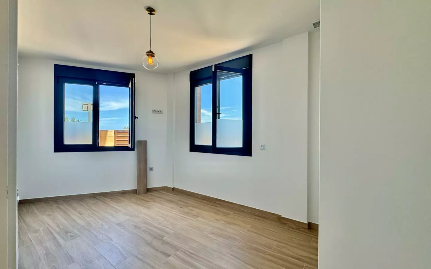2-bedroom Apartment In Santiago De La Ribera, Spain (75 M²)