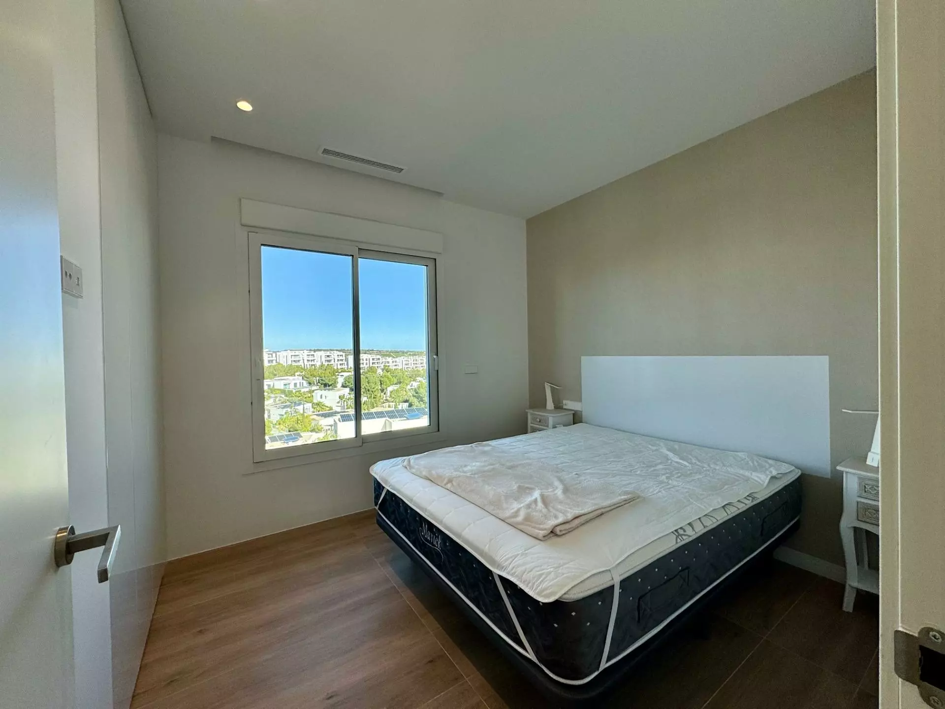 3-bedroom Apartment In Orihuela, Spain (203 M²)
