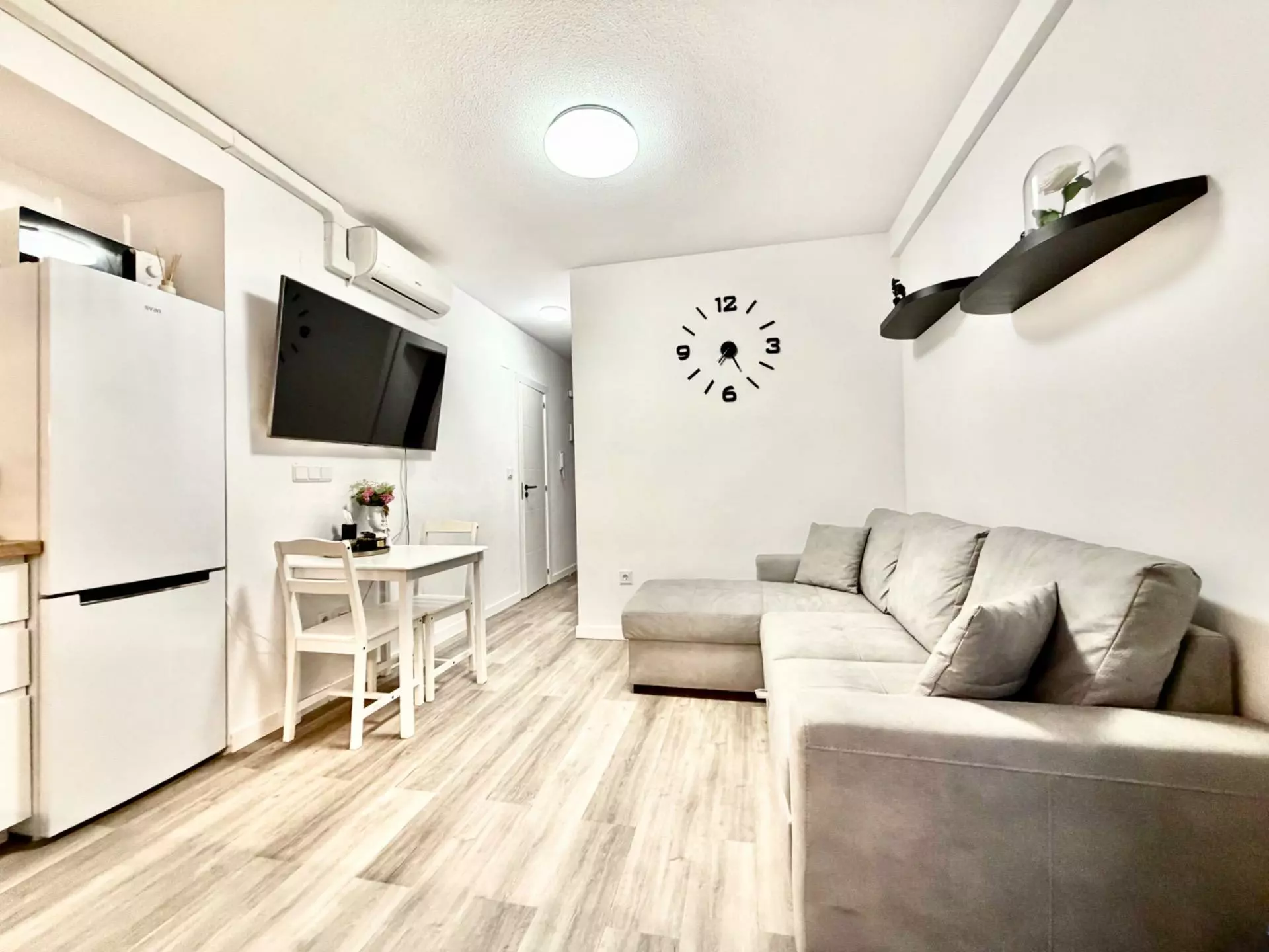 1-bedroom Apartment In Torrevieja, Spain (40 M²)