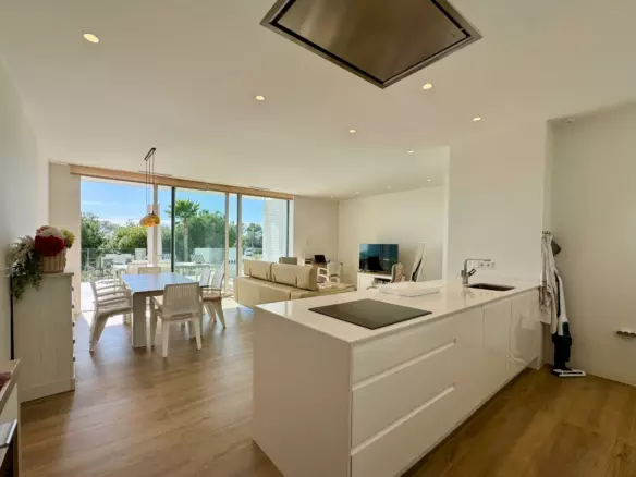 3-bedroom Apartment In Orihuela, Spain (203 M²)