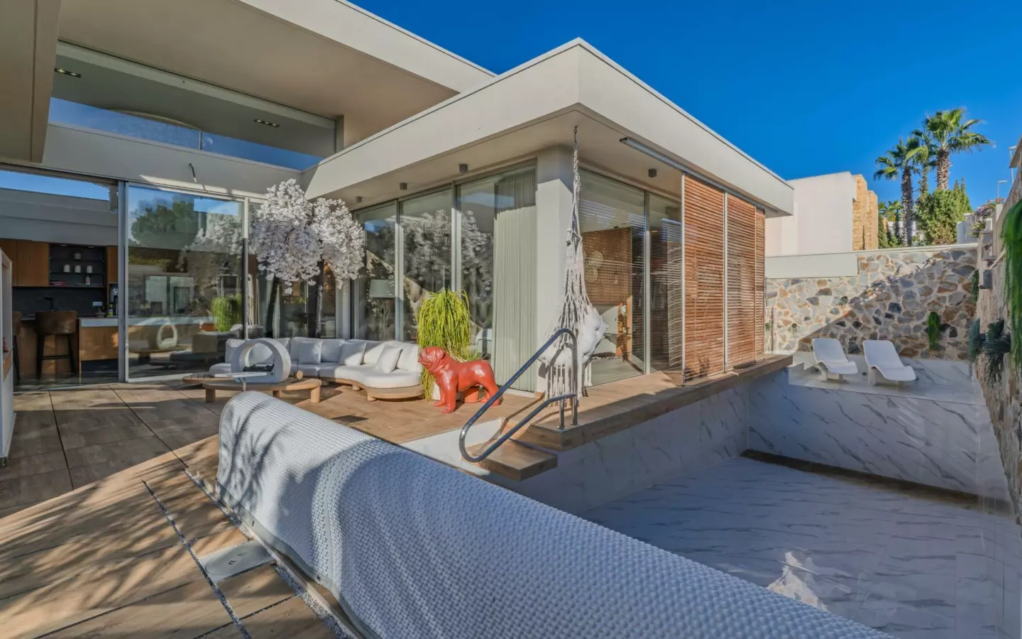 4-bedroom Villa In Benijofar, Spain (544 M²)