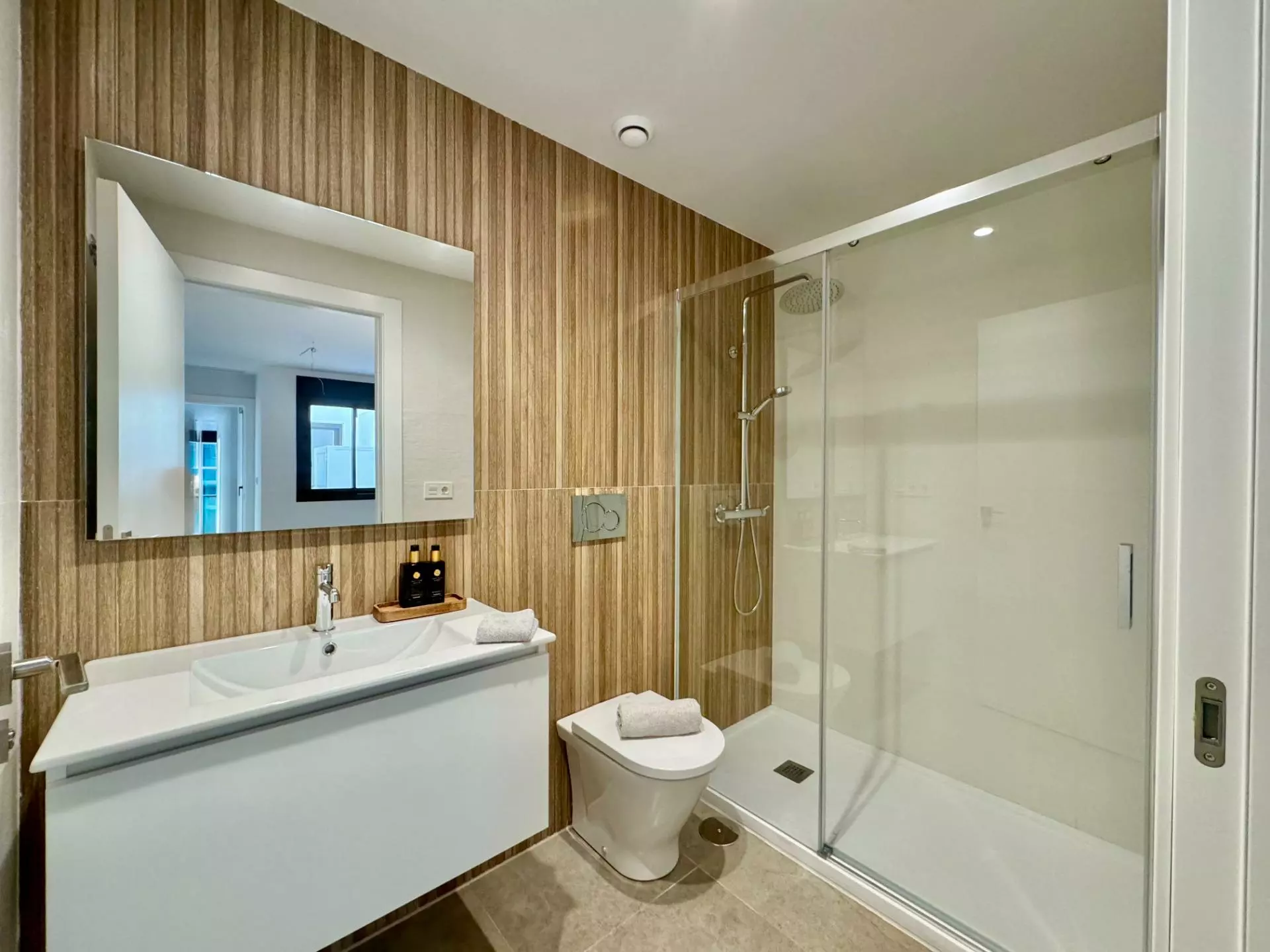 2-bedroom Ground Floor Apartment In Torrevieja, Spain (58 M²)
