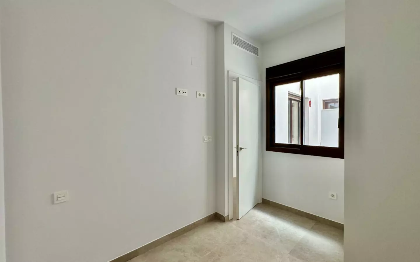 2-bedroom Ground Floor Apartment In Torrevieja, Spain (58 M²)