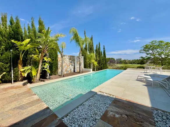 3-bedroom Villa In Orihuela, Spain (200 M²)