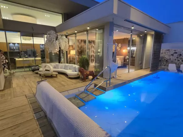 4-bedroom Villa In Benijofar, Spain (544 M²)