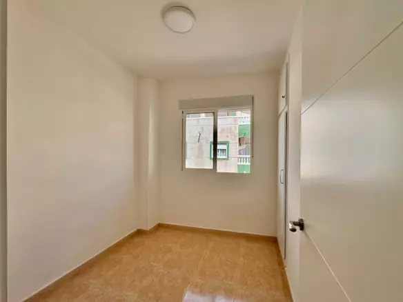2-bedroom Apartment In Torrevieja, Spain (59 M²)