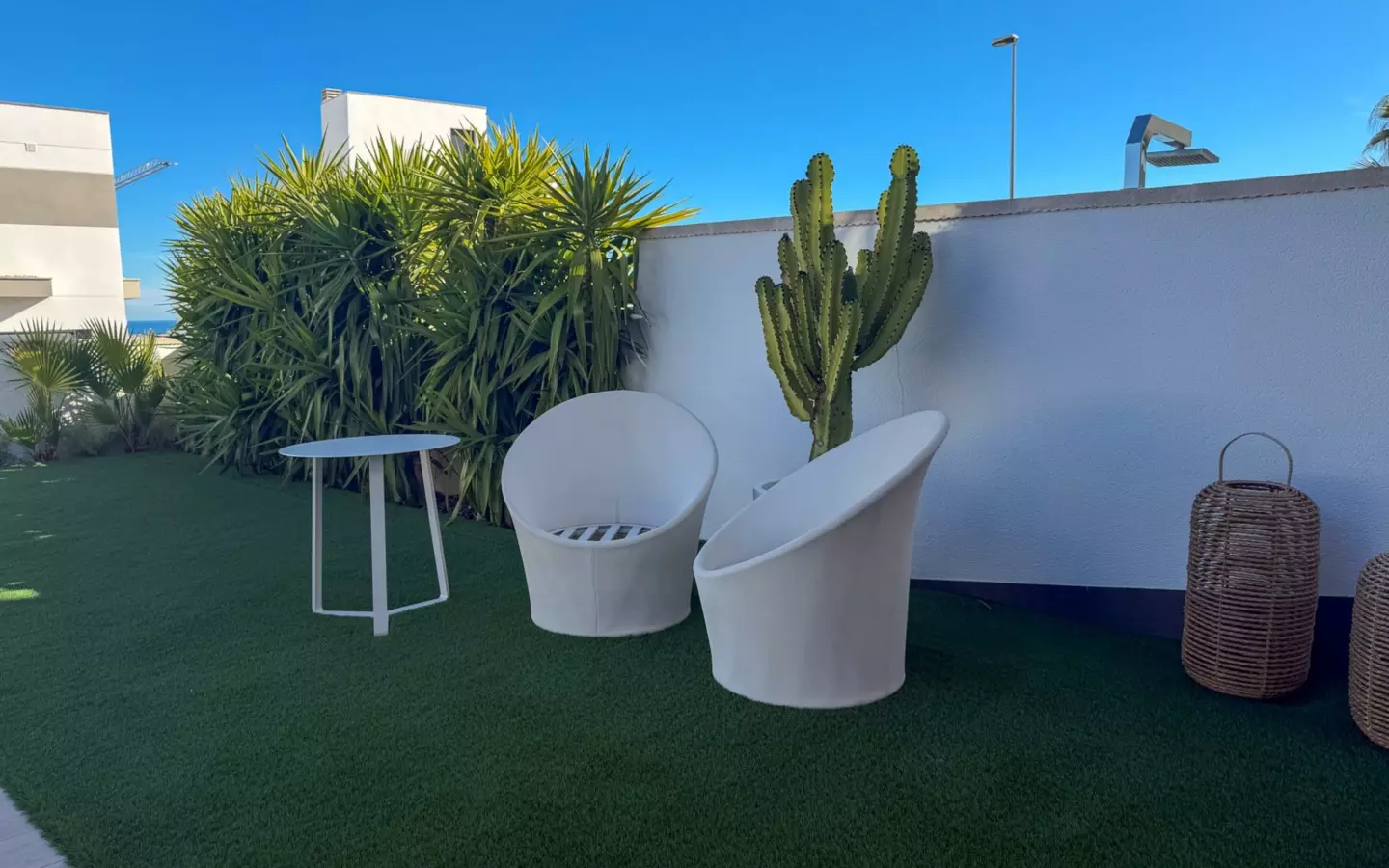 4-bedroom Villa In San Miguel De Salinas, Spain (165 M²)