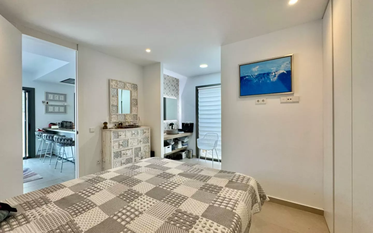 3-bedroom Villa In San Miguel De Salinas, Spain (90 M²)