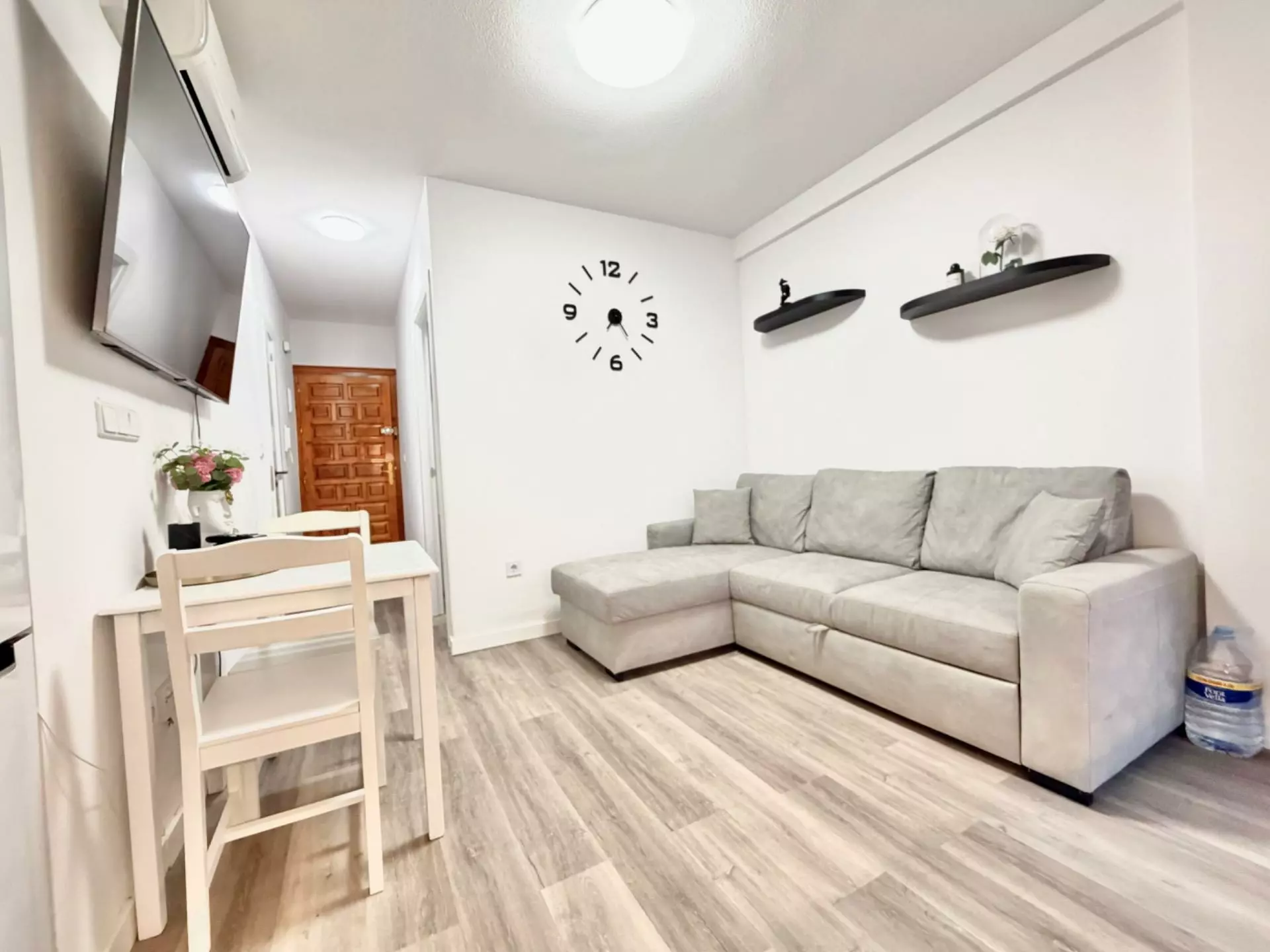 1-bedroom Apartment In Torrevieja, Spain (40 M²)