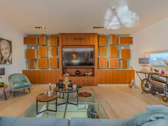4-bedroom Villa In Benijofar, Spain (544 M²)