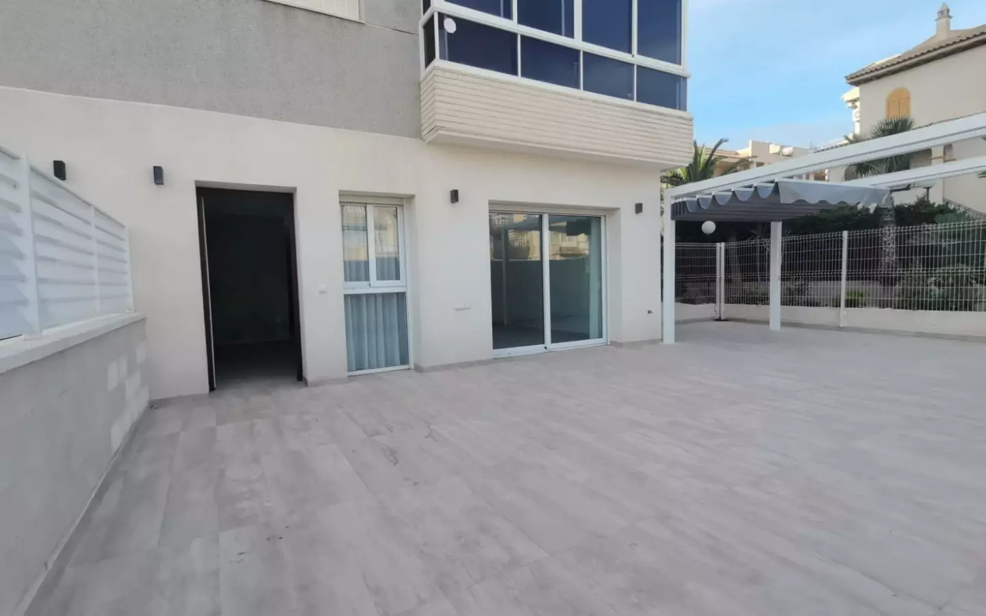 3-bedroom Apartment In Torrevieja, Spain (117 M²)