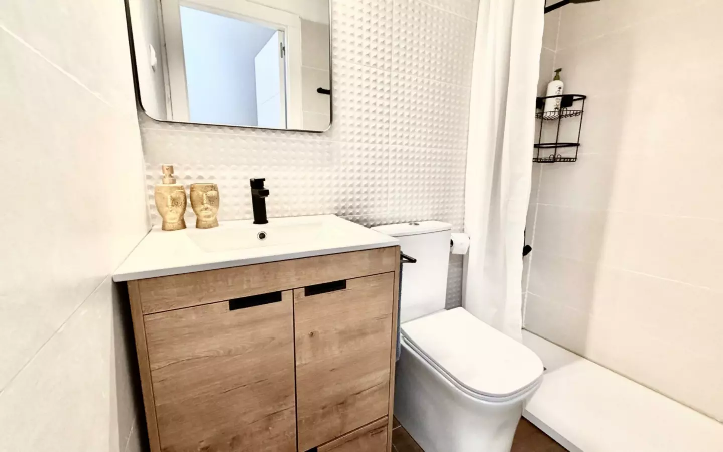1-bedroom Apartment In Torrevieja, Spain (40 M²)
