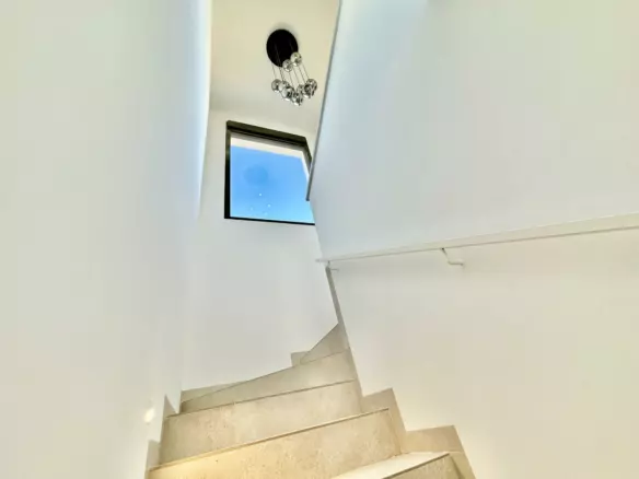 3-bedroom Villa In Orihuela, Spain (282 M²)
