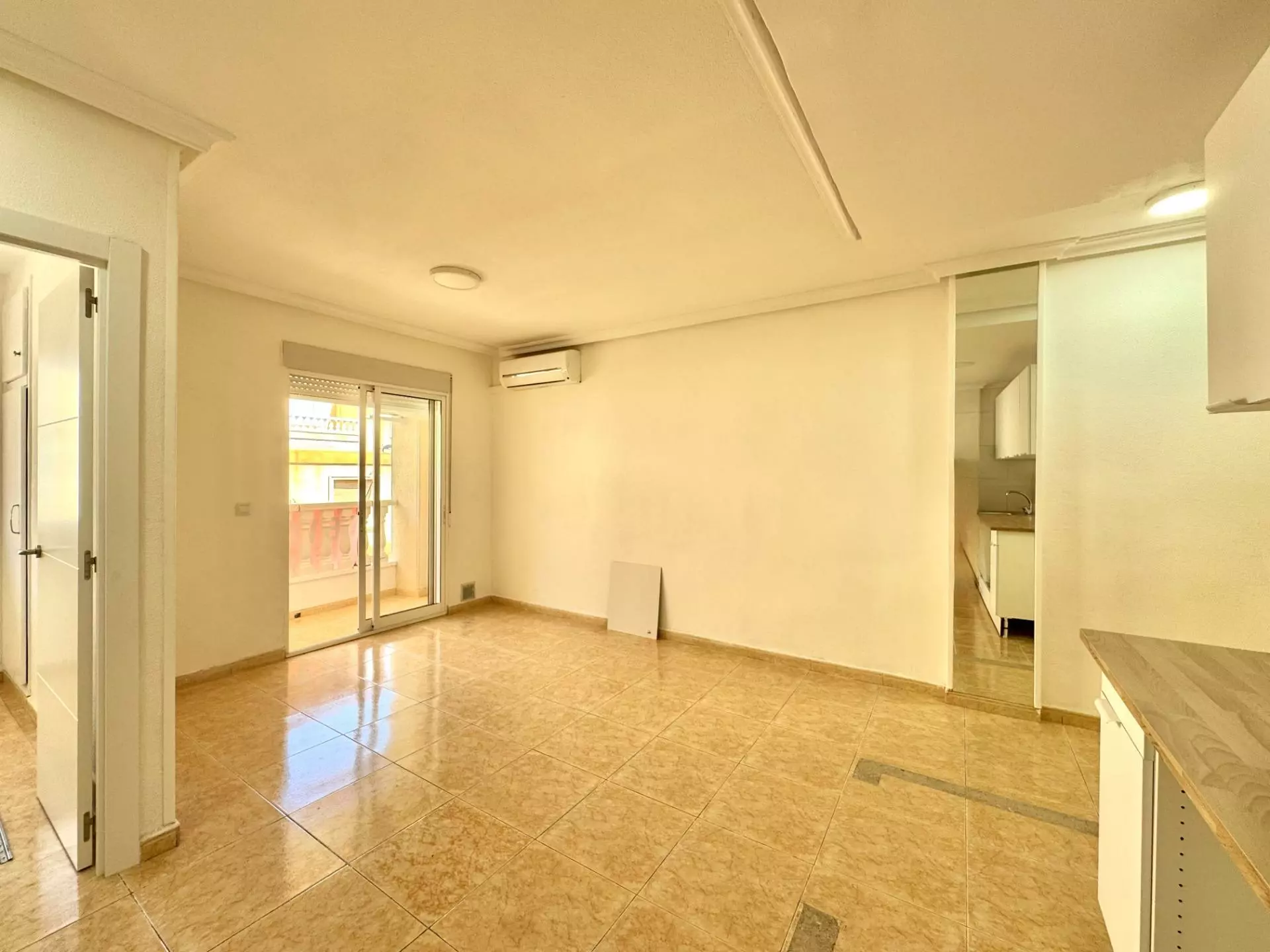2-bedroom Apartment In Torrevieja, Spain (59 M²)