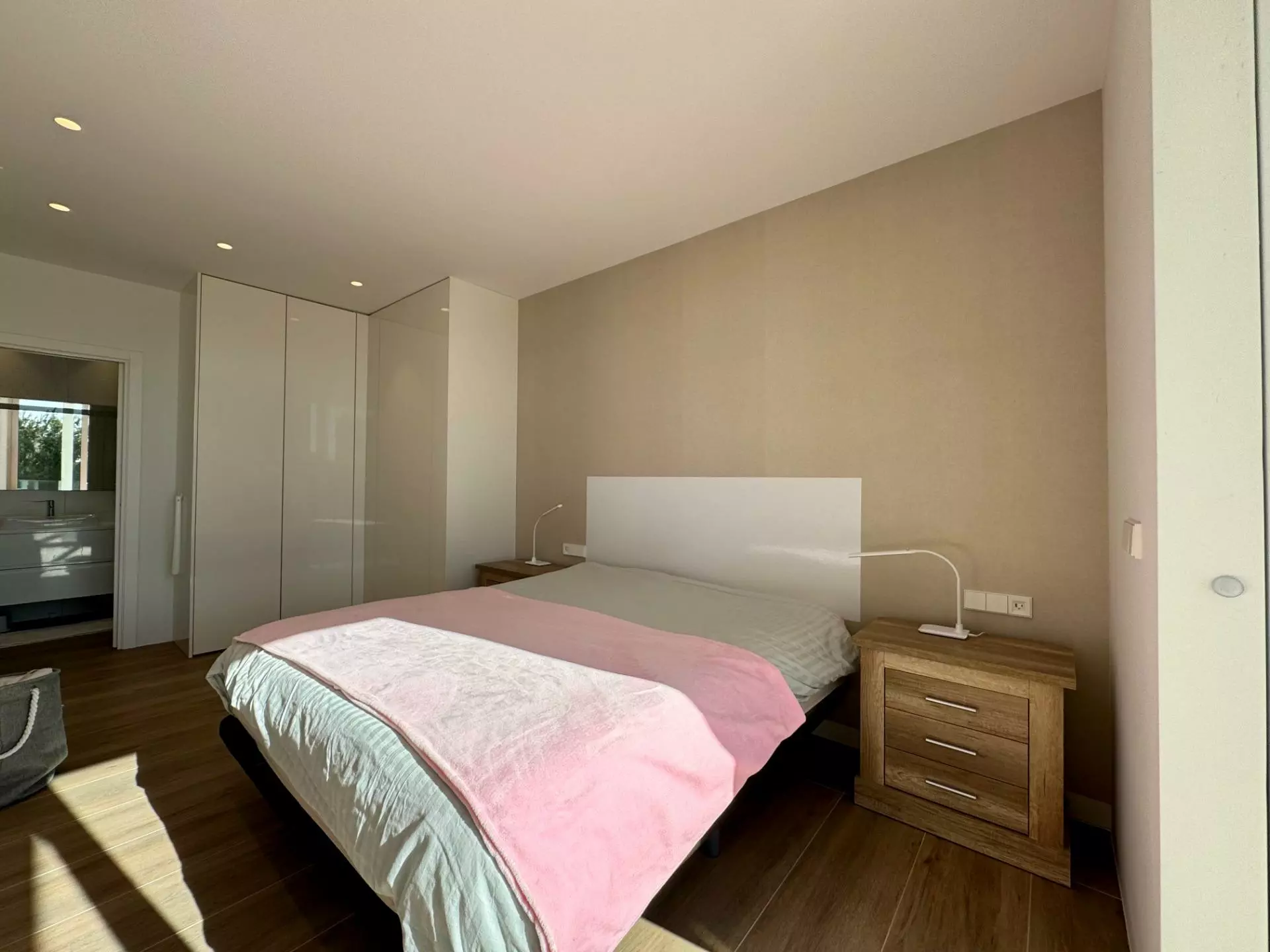 3-bedroom Apartment In Orihuela, Spain (203 M²)