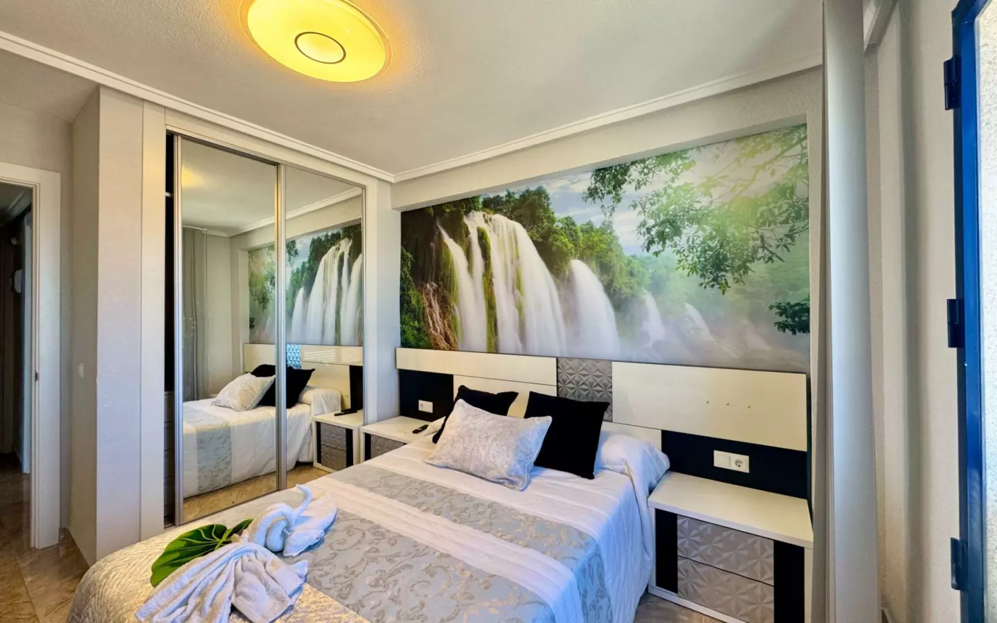 2-bedroom Apartment In Torrevieja, Spain (62 M²)