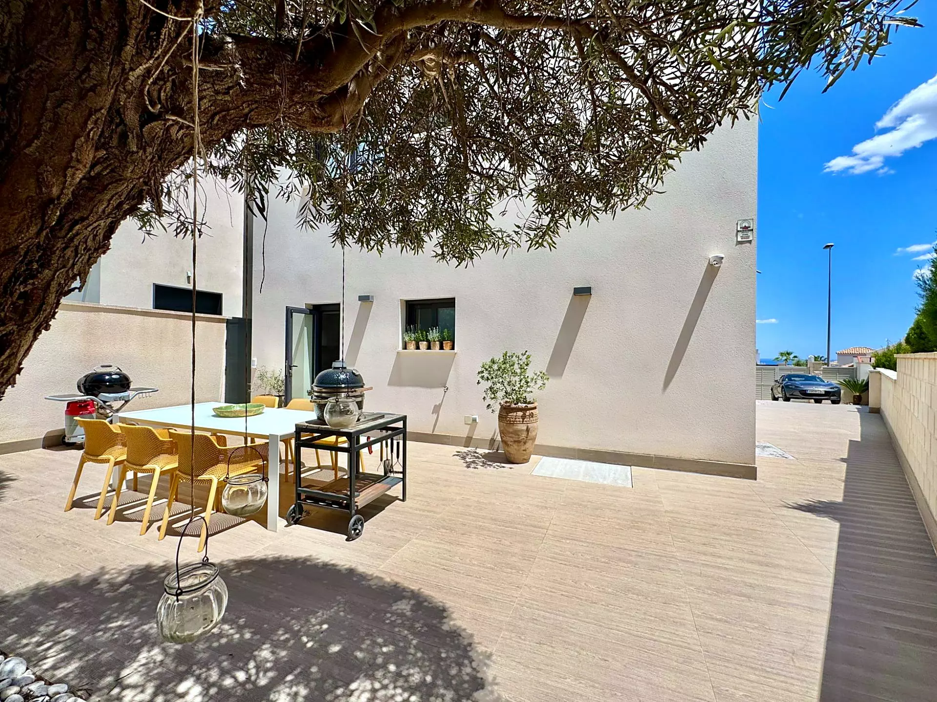 4-bedroom Villa In San Miguel De Salinas, Spain (252 M²)