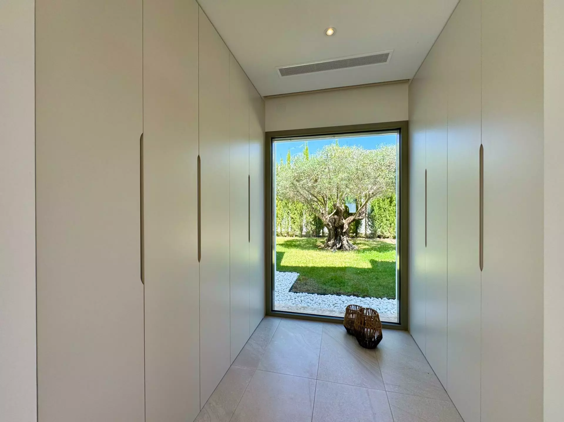 3-bedroom Villa In Orihuela, Spain (200 M²)