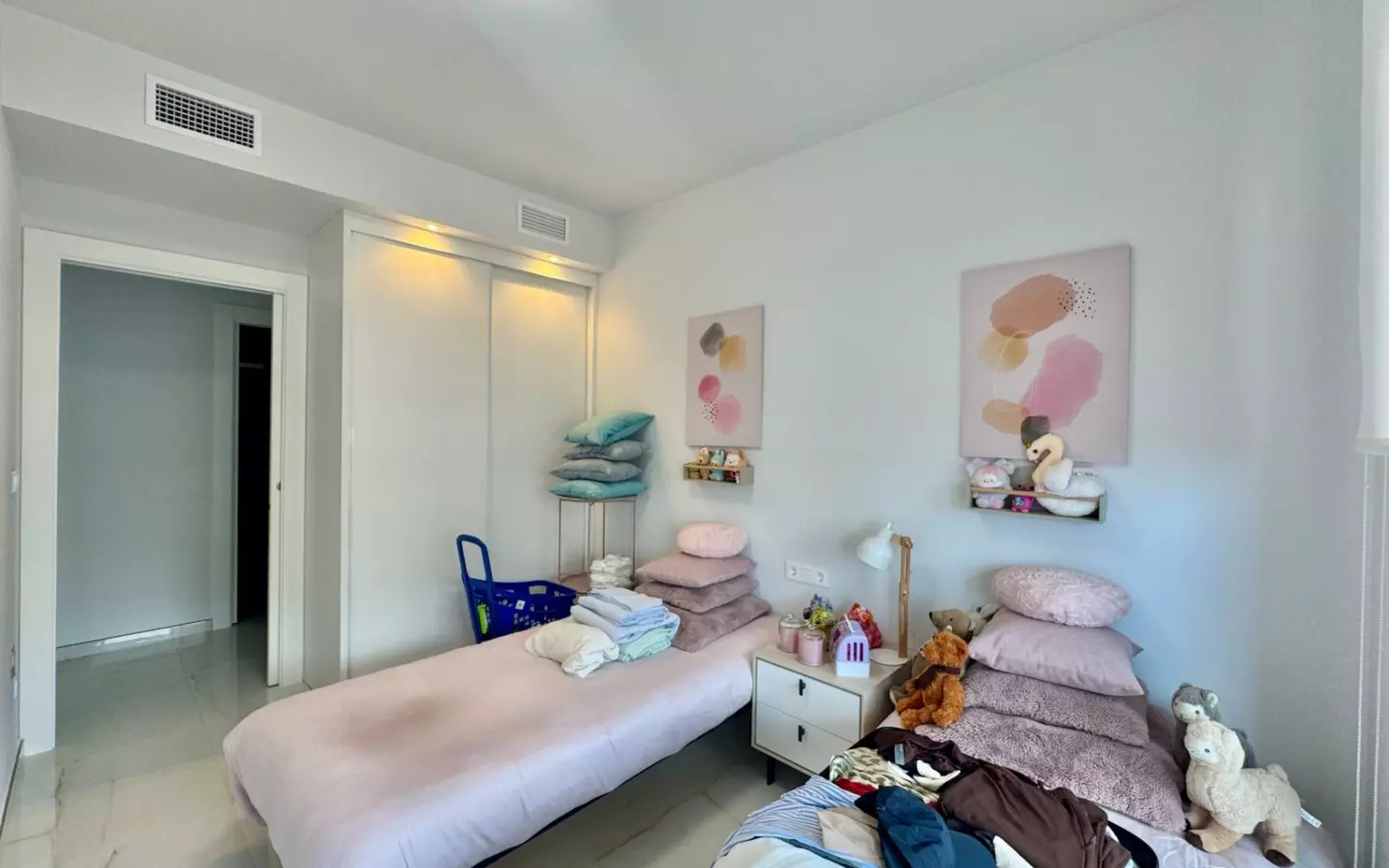 3-bedroom Apartment In Orihuela Costa, Spain (98 M²)