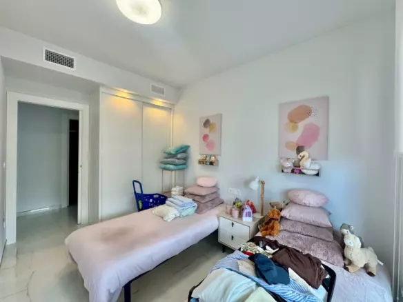 3-bedroom Apartment In Orihuela Costa, Spain (98 M²)
