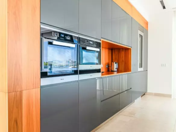 4-bedroom Villa In Orihuela, Spain (399 M²)