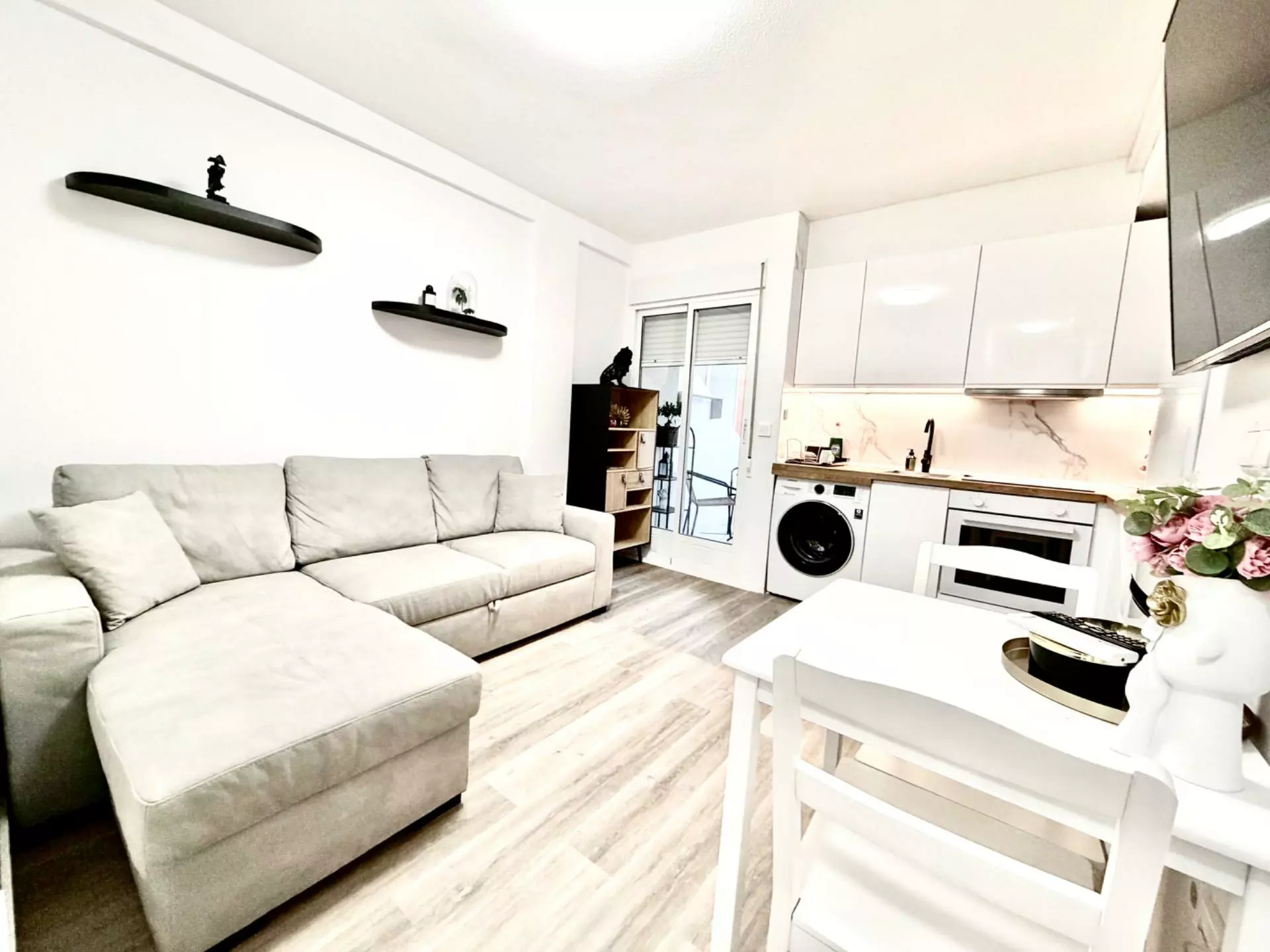 1-bedroom Apartment In Torrevieja, Spain (40 M²)