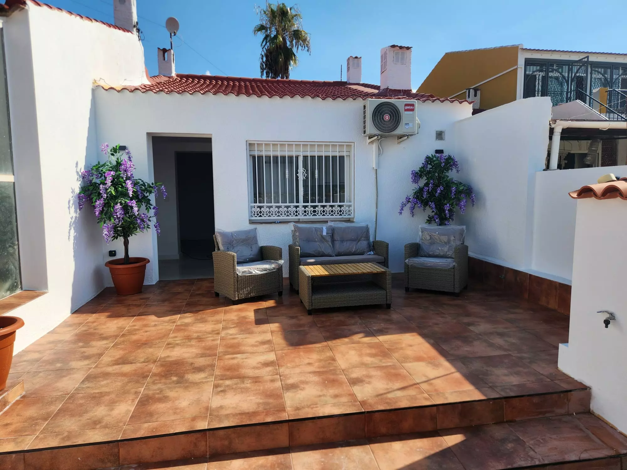 2-bedroom Bungalow In Torrevieja, Spain (64 M²)
