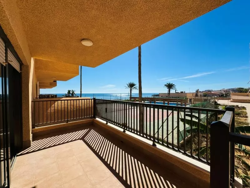 3-bedroom Apartment In Torrevieja, Spain (119 M²)