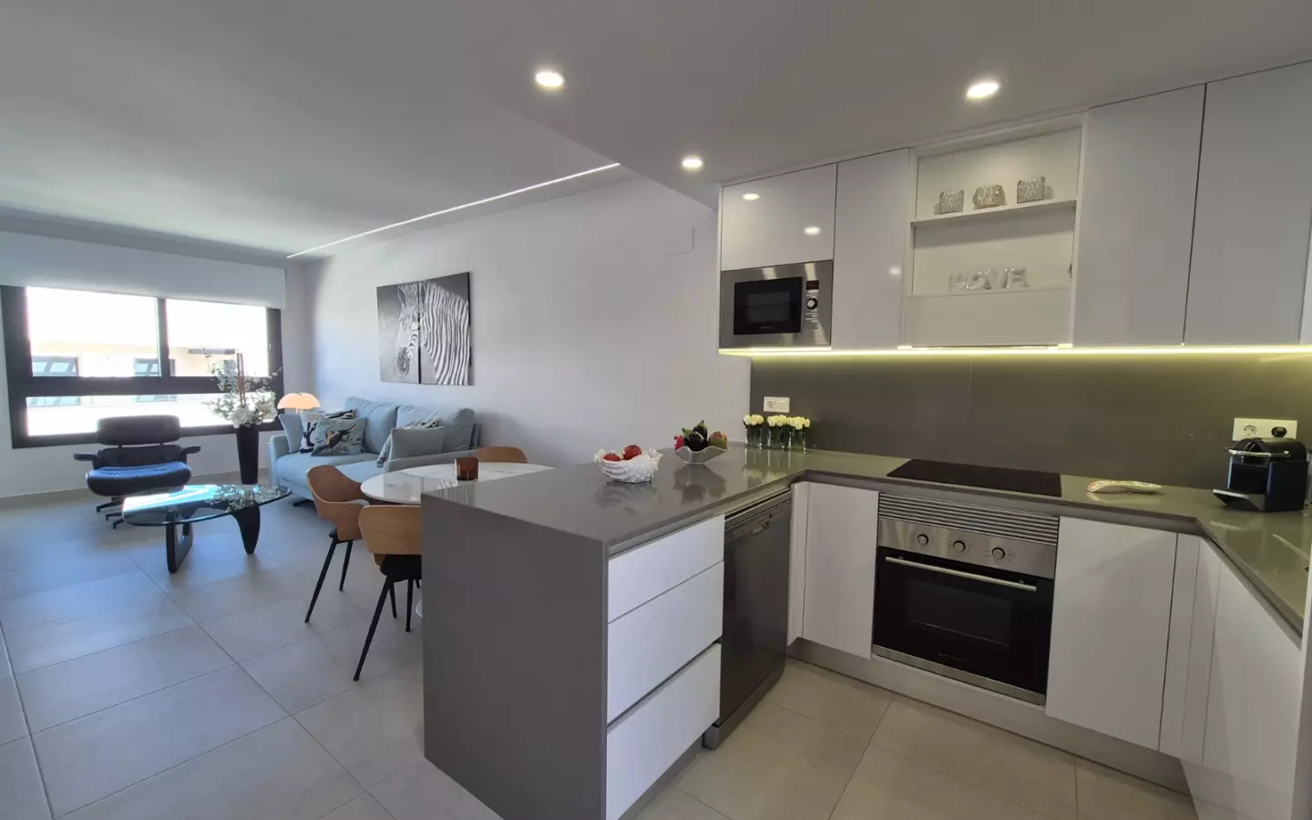 3-bedroom Penthouse In Orihuela, Spain (90 M²)