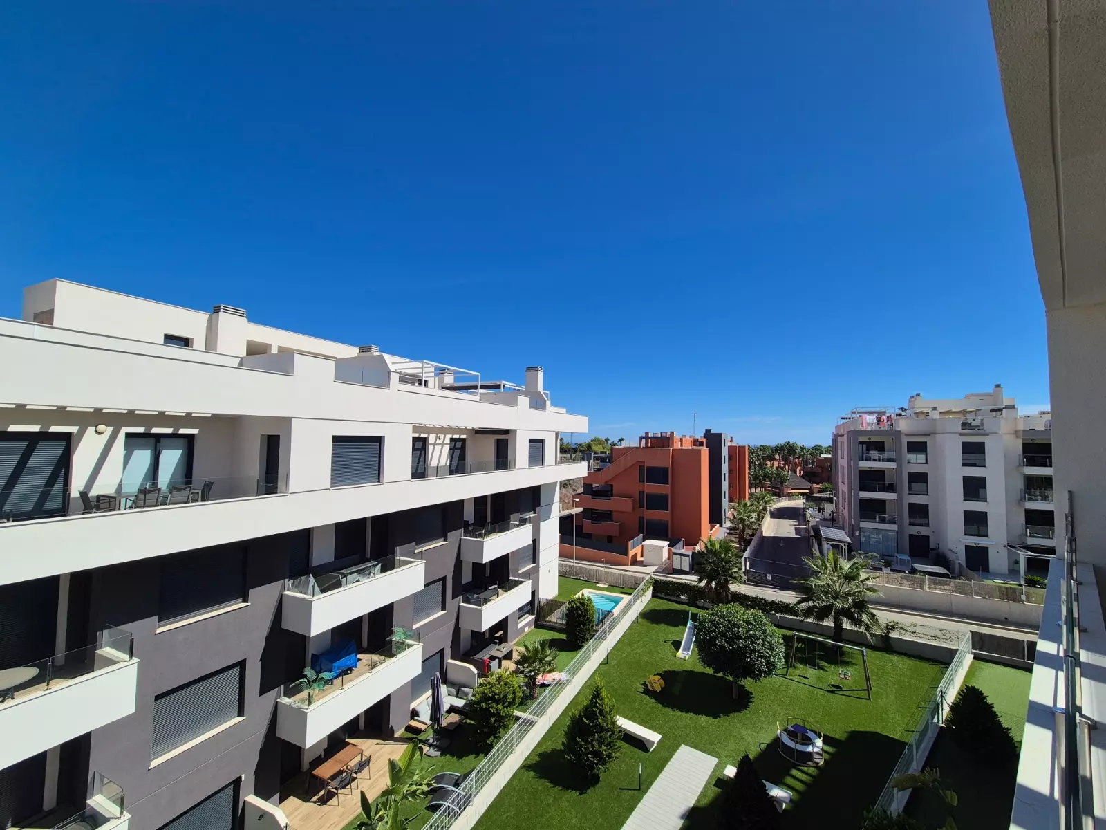 o_1k3rlg77sq3ndu21f1reb29ci30-8fd6cc 3-bedroom Penthouse In Orihuela, Spain (90 M²)