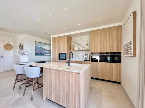 3-bedroom Apartment In Orihuela, Spain (220 M²)