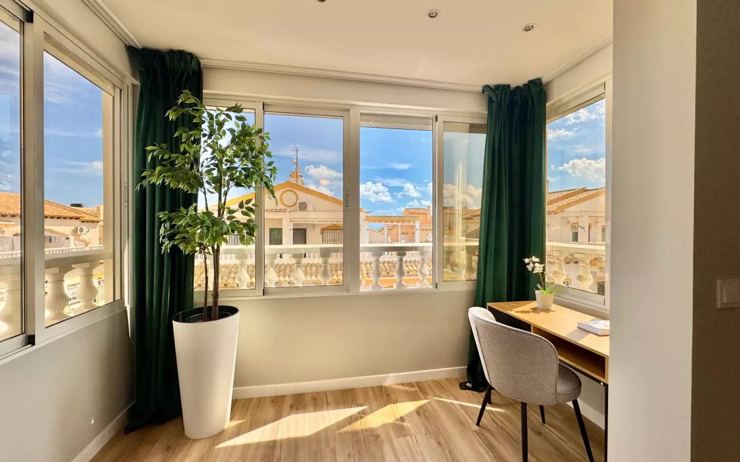 3-bedroom Townhouse In Orihuela Costa, Spain (90 M²)