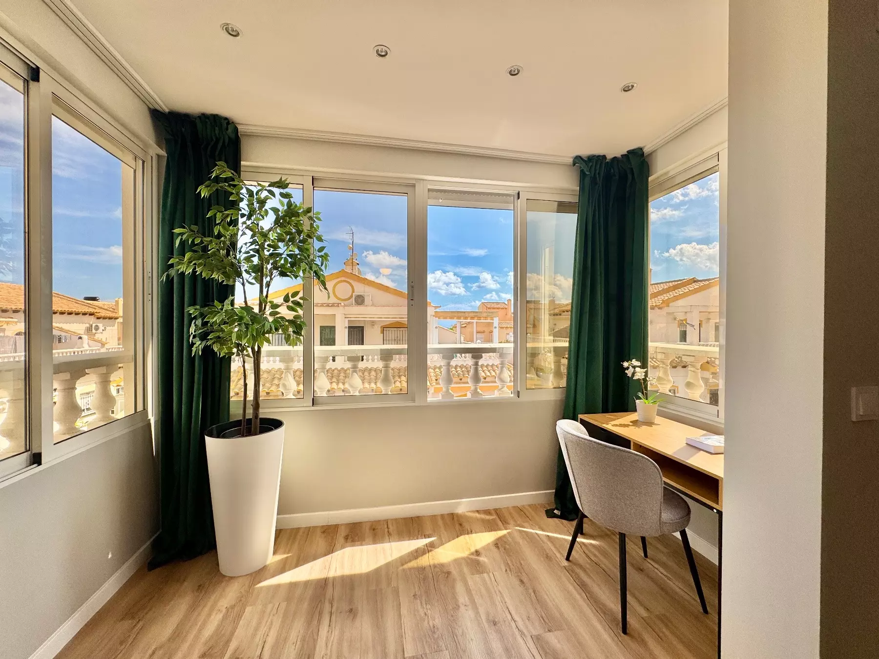 p-221cf50181e88772-fb85ed 3-bedroom Townhouse In Orihuela Costa, Spain (90 M²)
