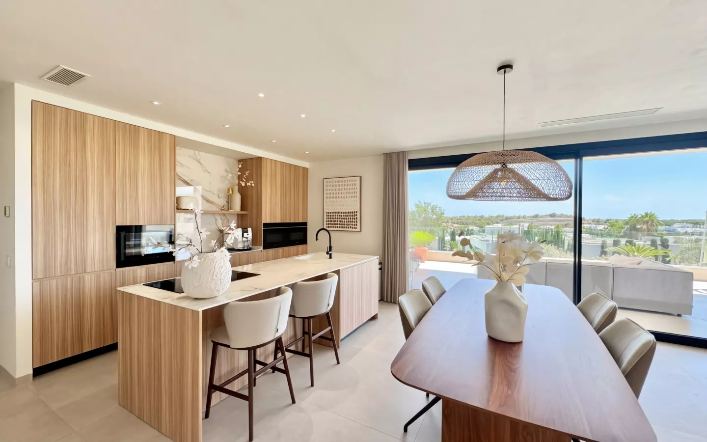 3-bedroom Apartment In Orihuela, Spain (220 M²)