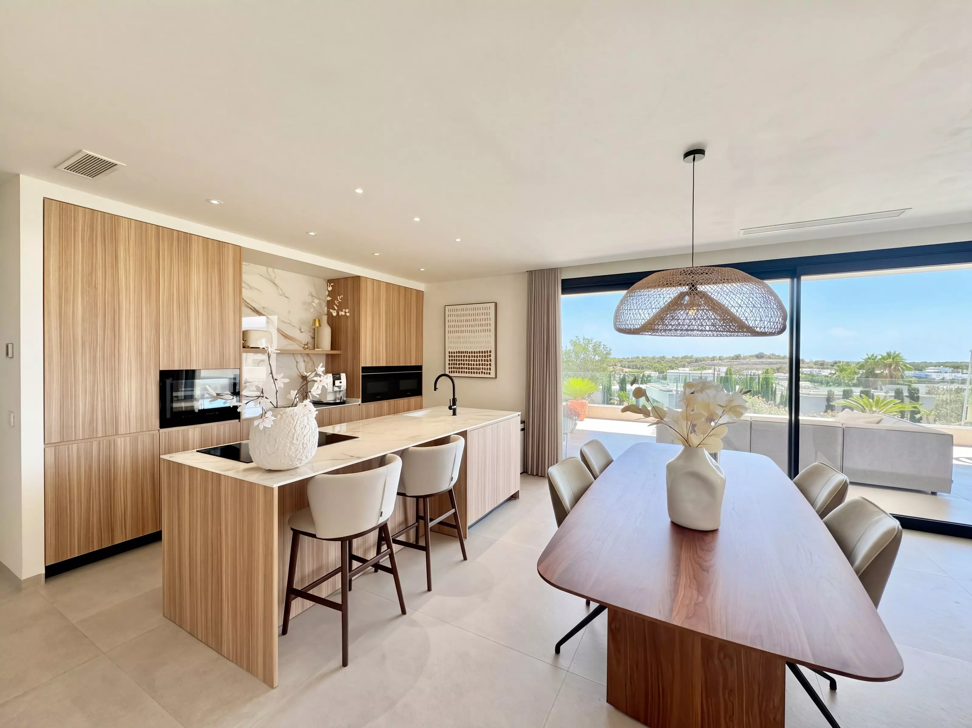 3-bedroom Apartment In Orihuela, Spain (220 M²)