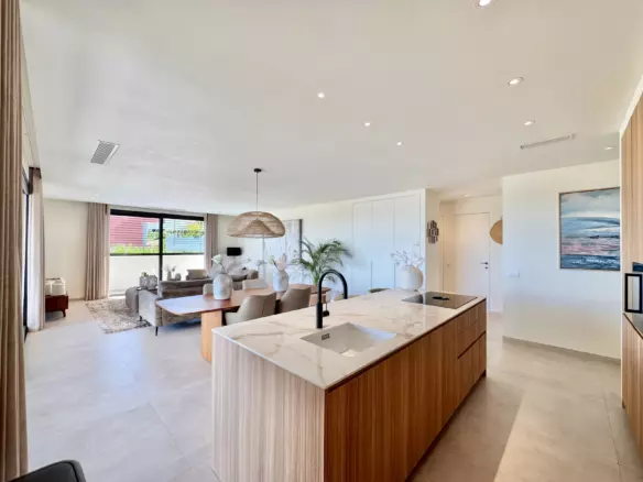 3-bedroom Apartment In Orihuela, Spain (220 M²)