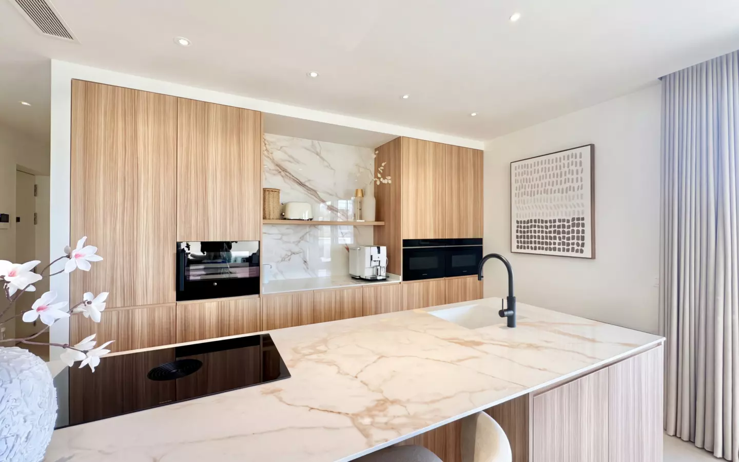3-bedroom Apartment In Orihuela, Spain (220 M²)