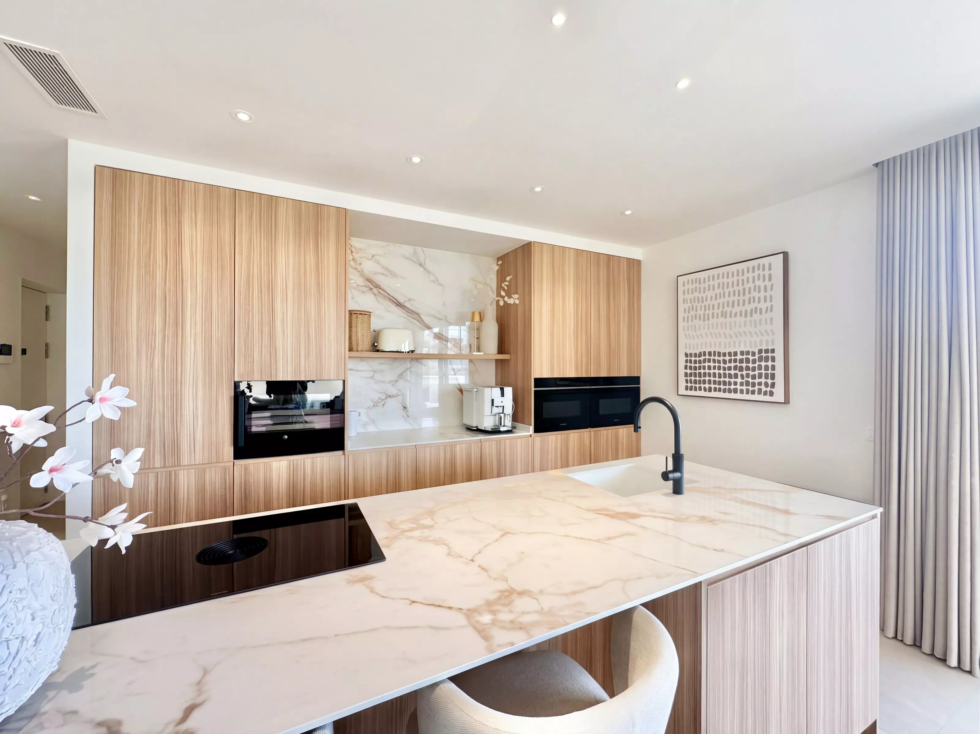 3-bedroom Apartment In Orihuela, Spain (220 M²)