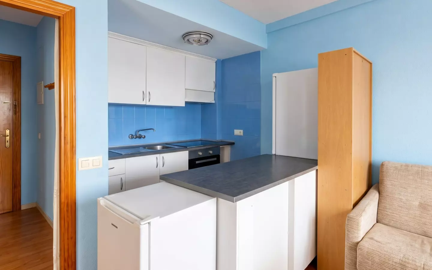 1-bedroom Apartment In Torrevieja, Spain (38 M²)