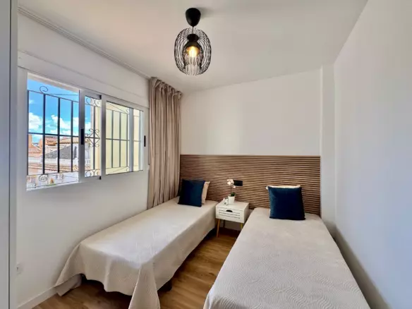 3-bedroom Townhouse In Orihuela Costa, Spain (90 M²)