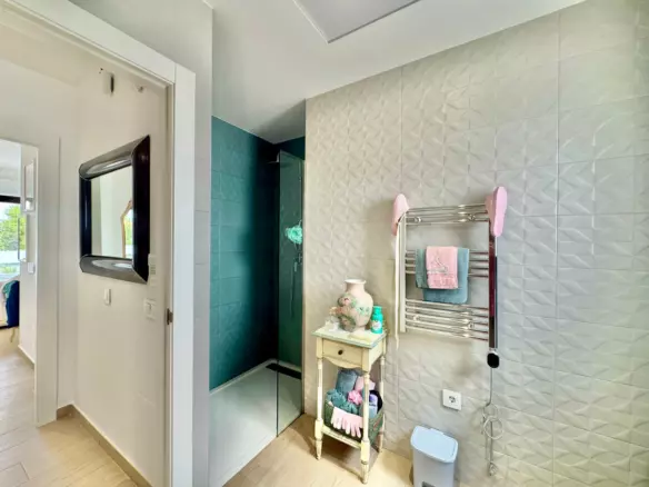 3-bedroom Townhouse In San Pedro Del Pinatar, Spain (167 M²)
