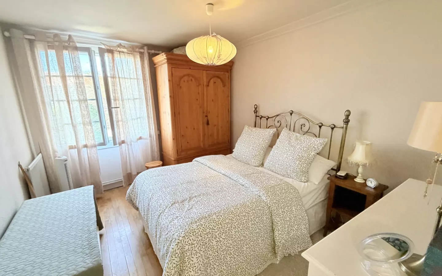 2-bedroom House In Saint-laurent-des-combes, France (116 M²)