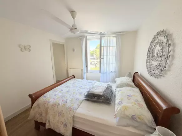 2-bedroom House In Saint-laurent-des-combes, France (116 M²)