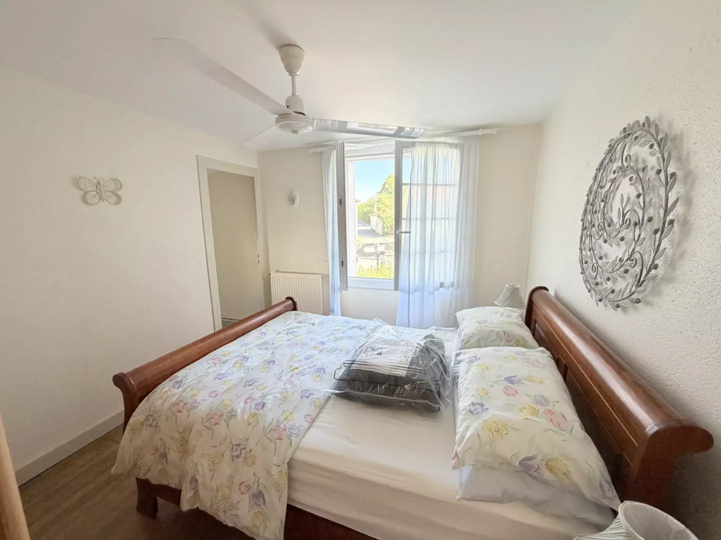 2-bedroom House In Saint-laurent-des-combes, France (116 M²)