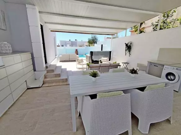 2-bedroom Property In Avileses, Spain