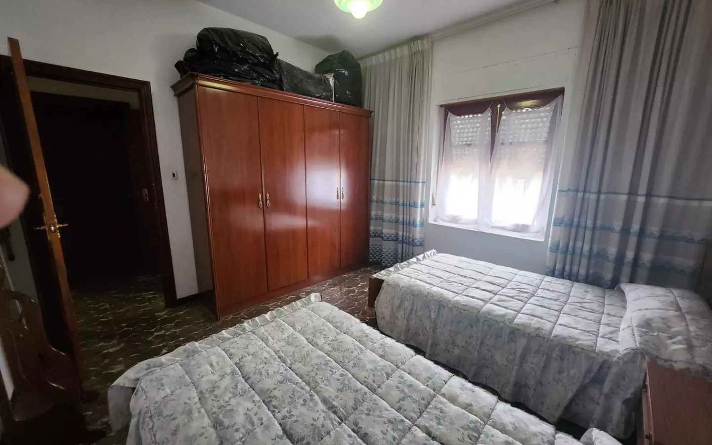 3-bedroom Townhouse In Sax, Spain (180 M²)