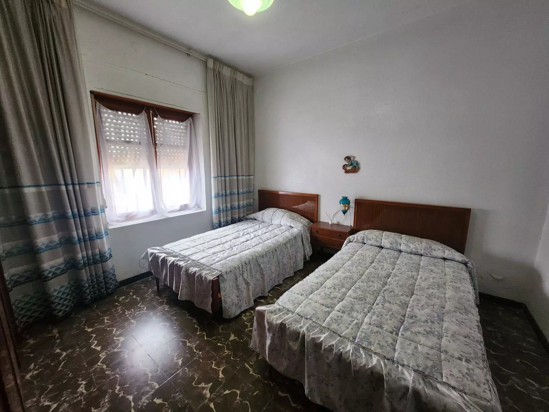 w_whatsapp-image-2025-12-30-at-11.46.09-2–dcaebe 3-bedroom Townhouse In Sax, Spain (180 M²)