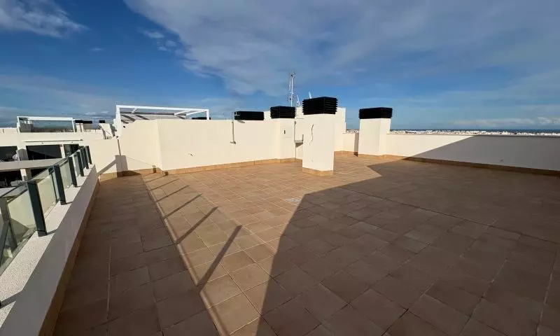 3-bedroom Apartment In Orihuela Costa, Spain (140 M²)