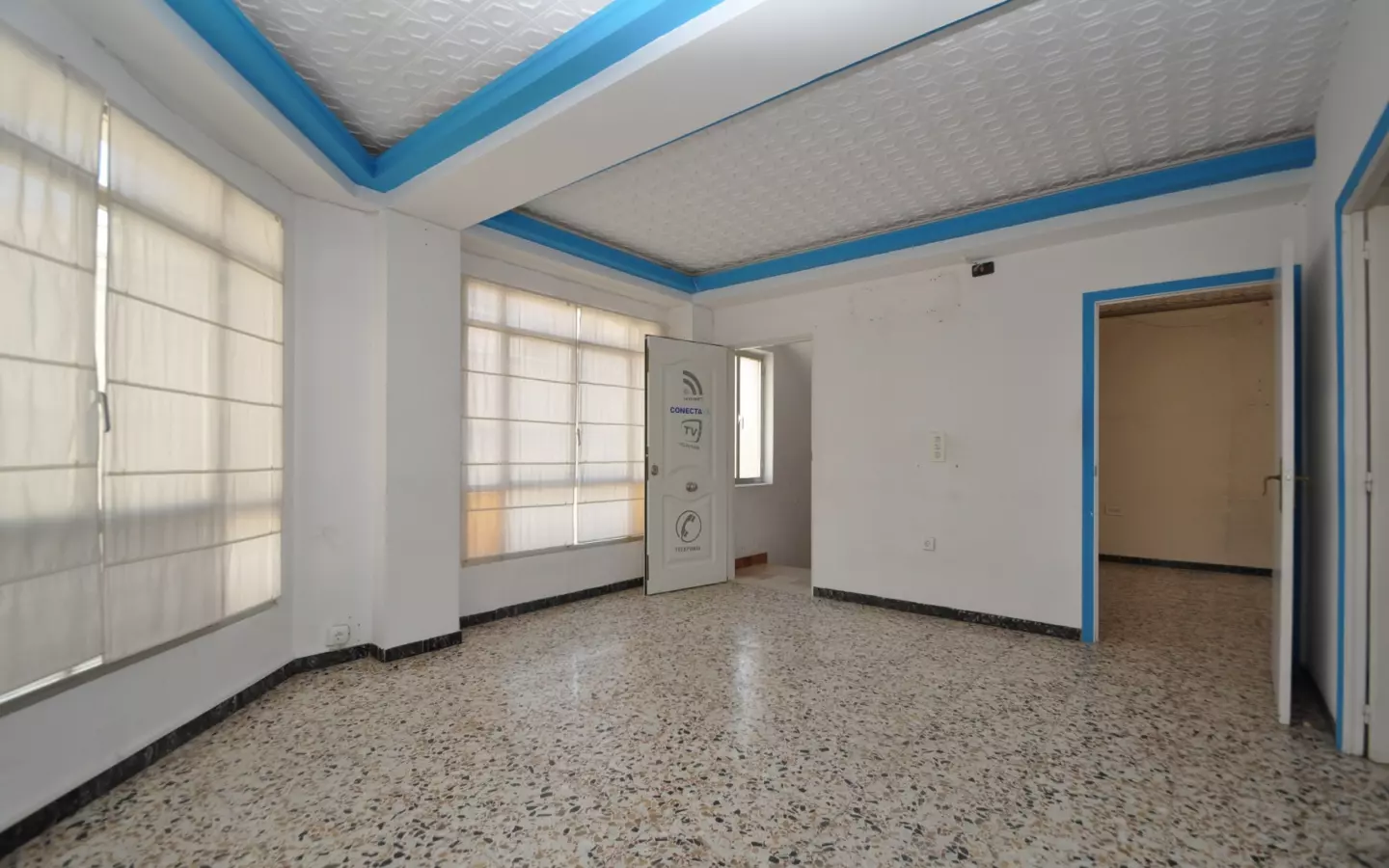 5-bedroom Apartment In Pinoso, Spain (220 M²)